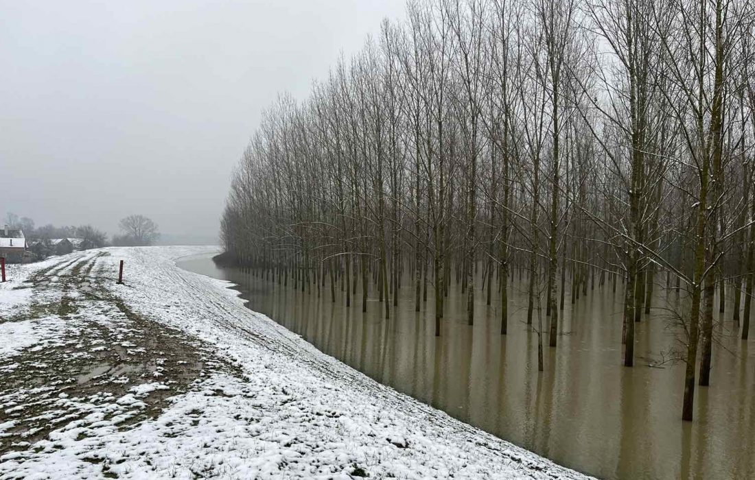 Uvodi se vanredna odbrana od poplava na lokalitetu izgradnje mosta kod  Sremske Rače na reci Savi