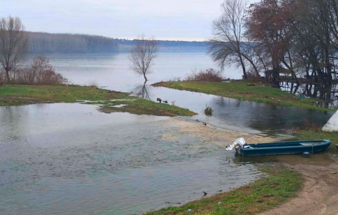 Uvedena redovna odbrana od poplava na Dunavu kod Bezdana